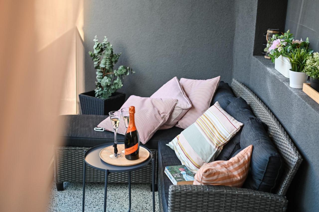 Apartament De Poveste Pe Plaja In Resort De Lux 那沃达利 外观 照片